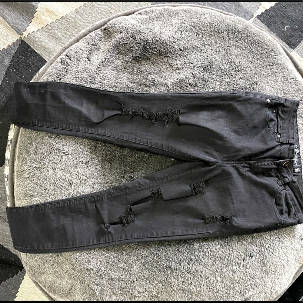 Seduction distressed jeans